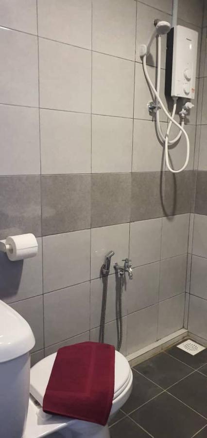Pd Guesthouse Петалинг Джая Екстериор снимка